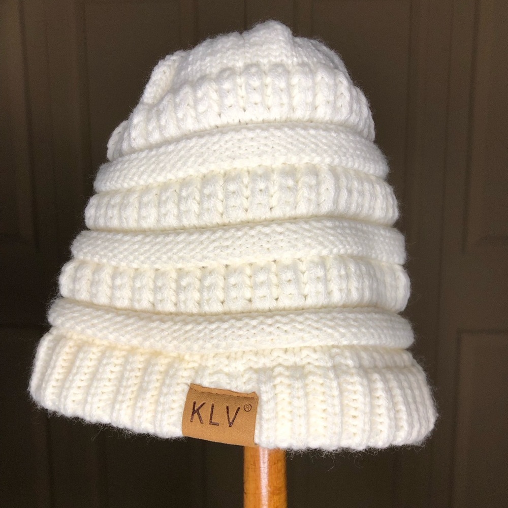 Knitted ponytail hat